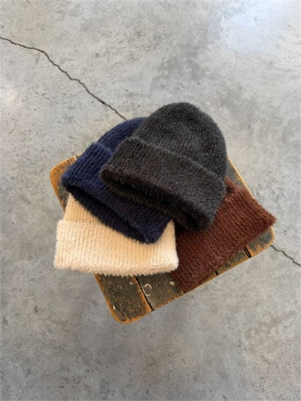 Unisex Yumuşak Dokulu Tüylü Bere Siyah