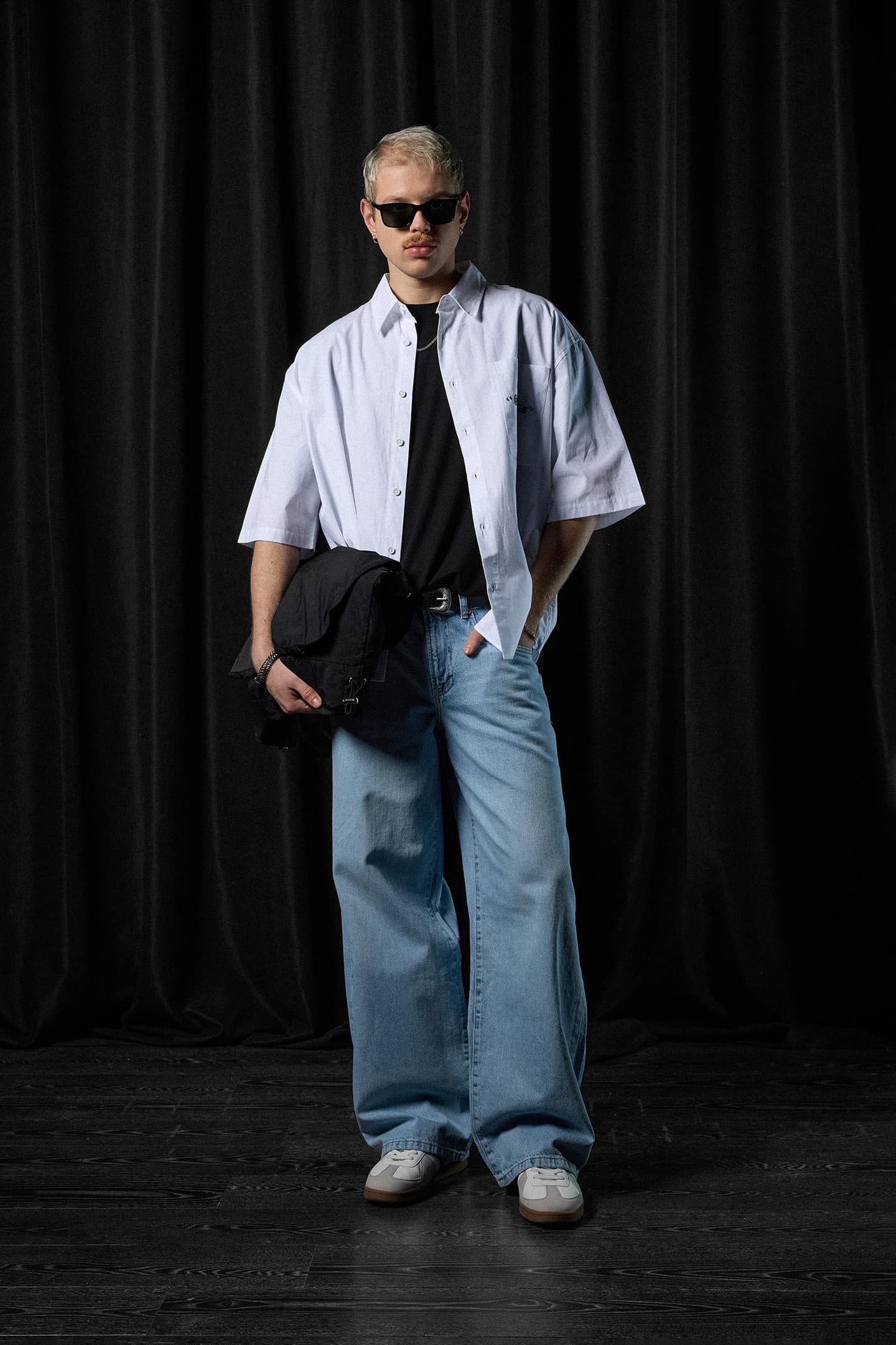 Look 3