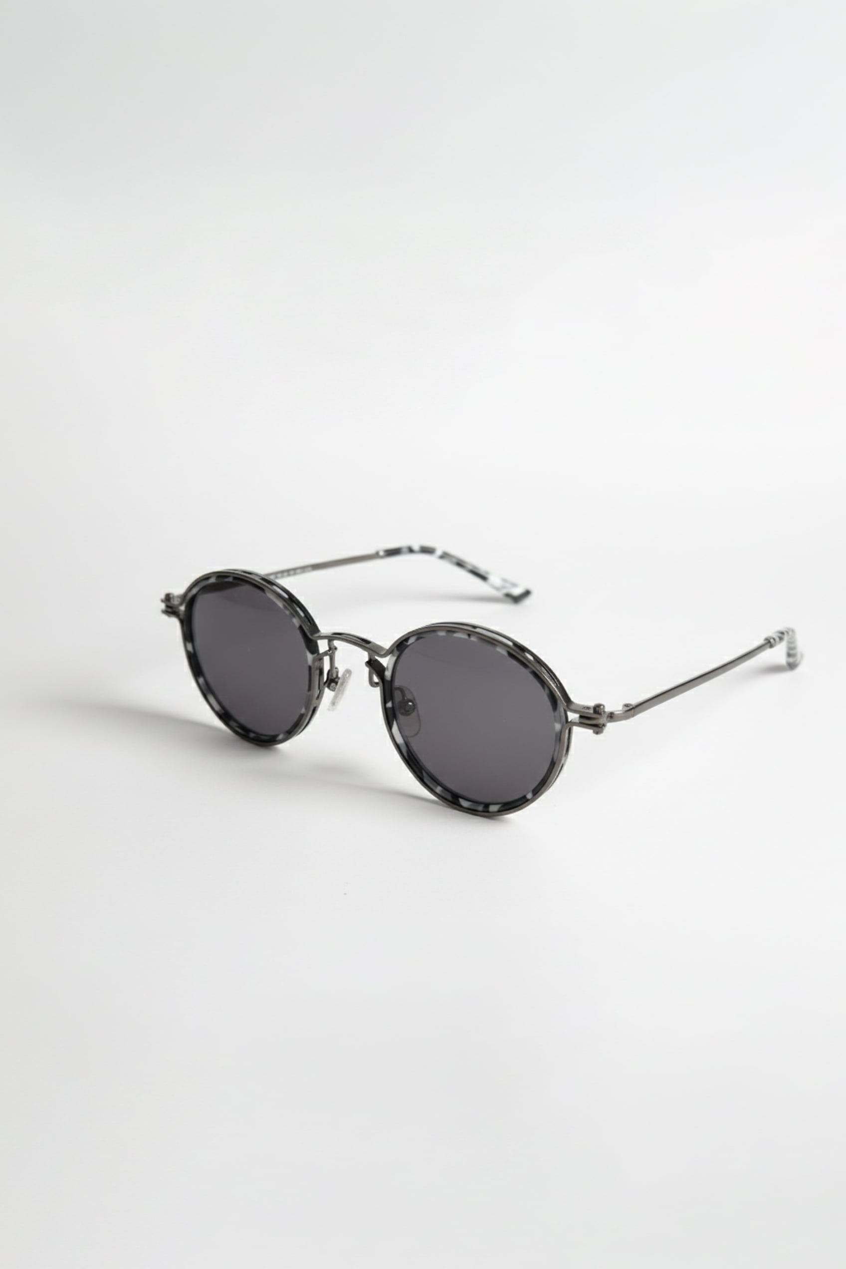 Erkek Desenli Yuvarlak Çerçeveli Gözlük Siyah