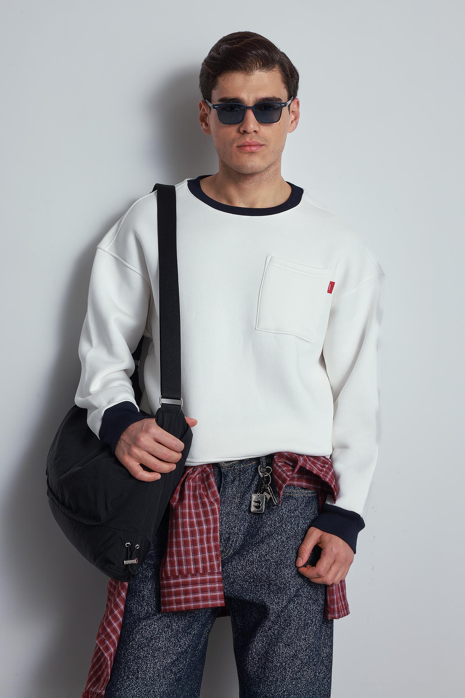 Erkek Oversize Kontrast Detaylı Sweatshirt Beyaz