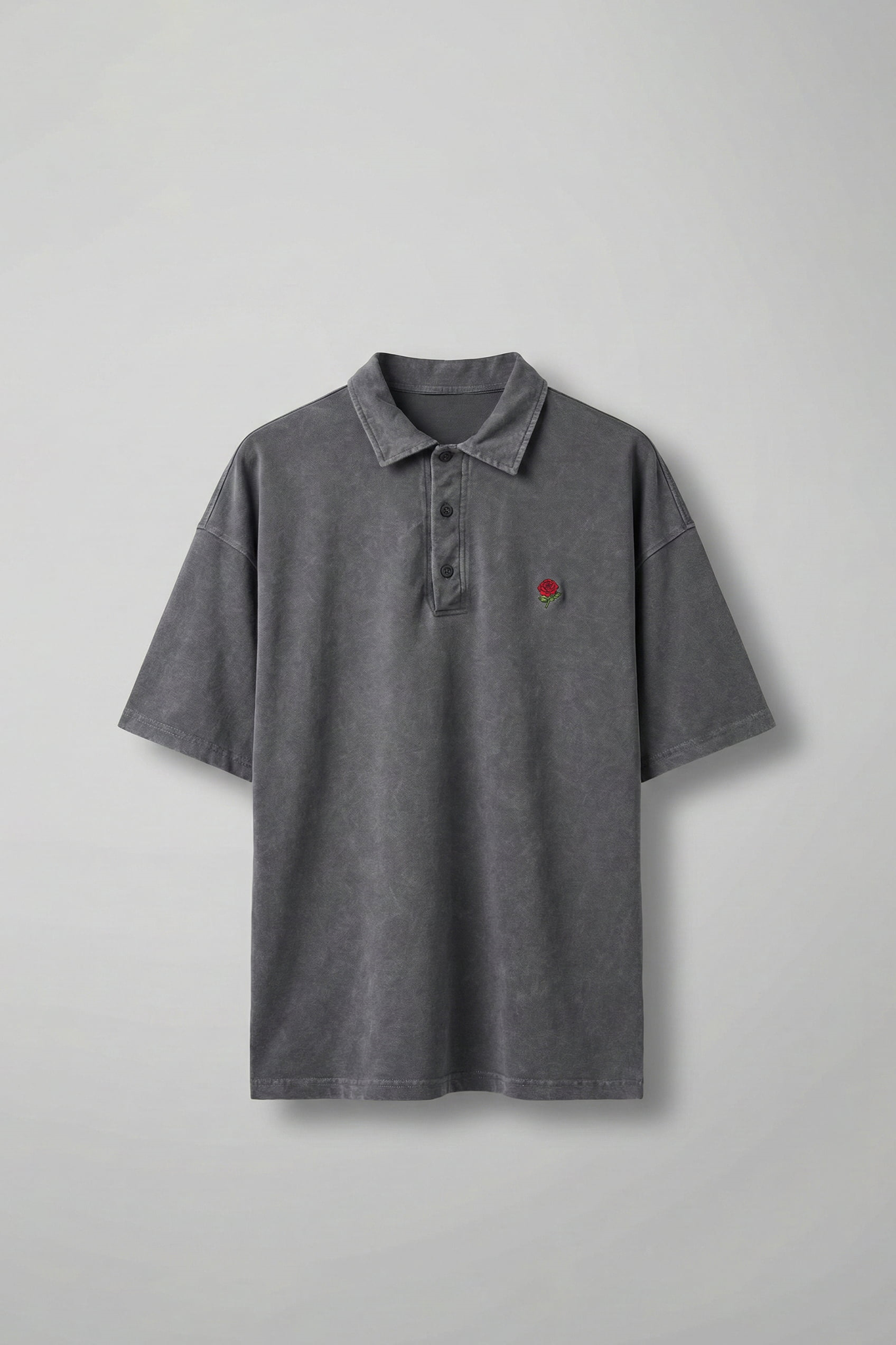 Erkek Oversize Yıkamalı Gül Nakışlı Polo Yaka T-Shirt Füme