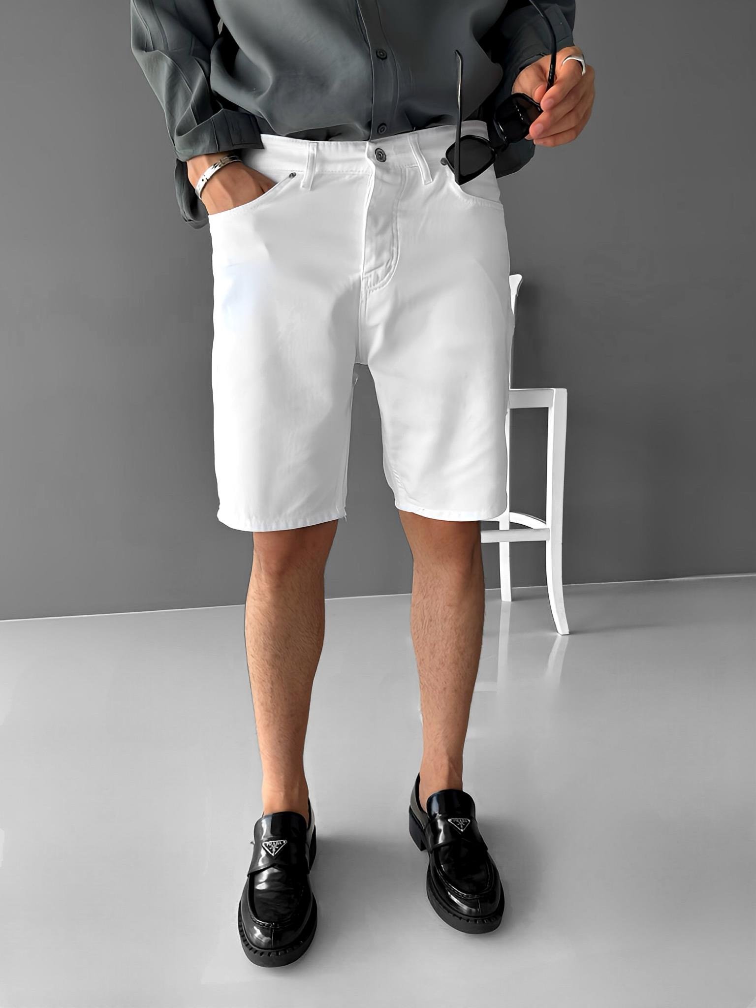 Regular Fit Şort Beyaz