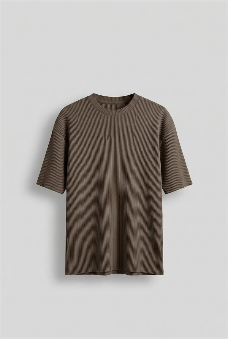 Oversize Çizgi Desenli Yazlık T-Shirt Açık Kahve - Hafif ve Şık!