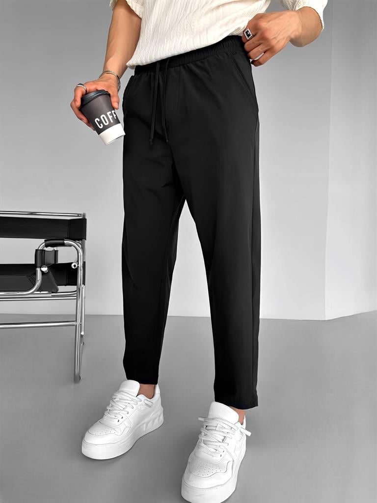 Qizlar ozlarini erkalab, porno film korishadi