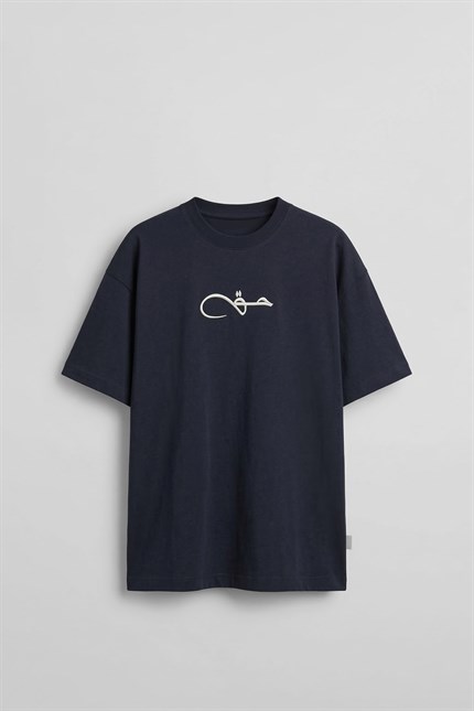 Erkek Halı Desenli Sırt Baskılı Oversize T-Shirt Lacivert | ABLUKA