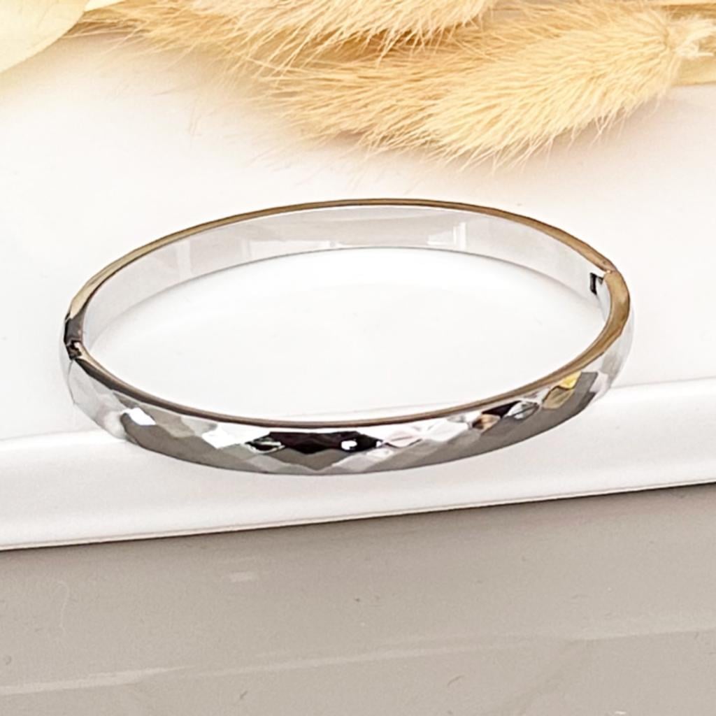 Baklava Desen Gümüş Renk Çelik  Kelepçe