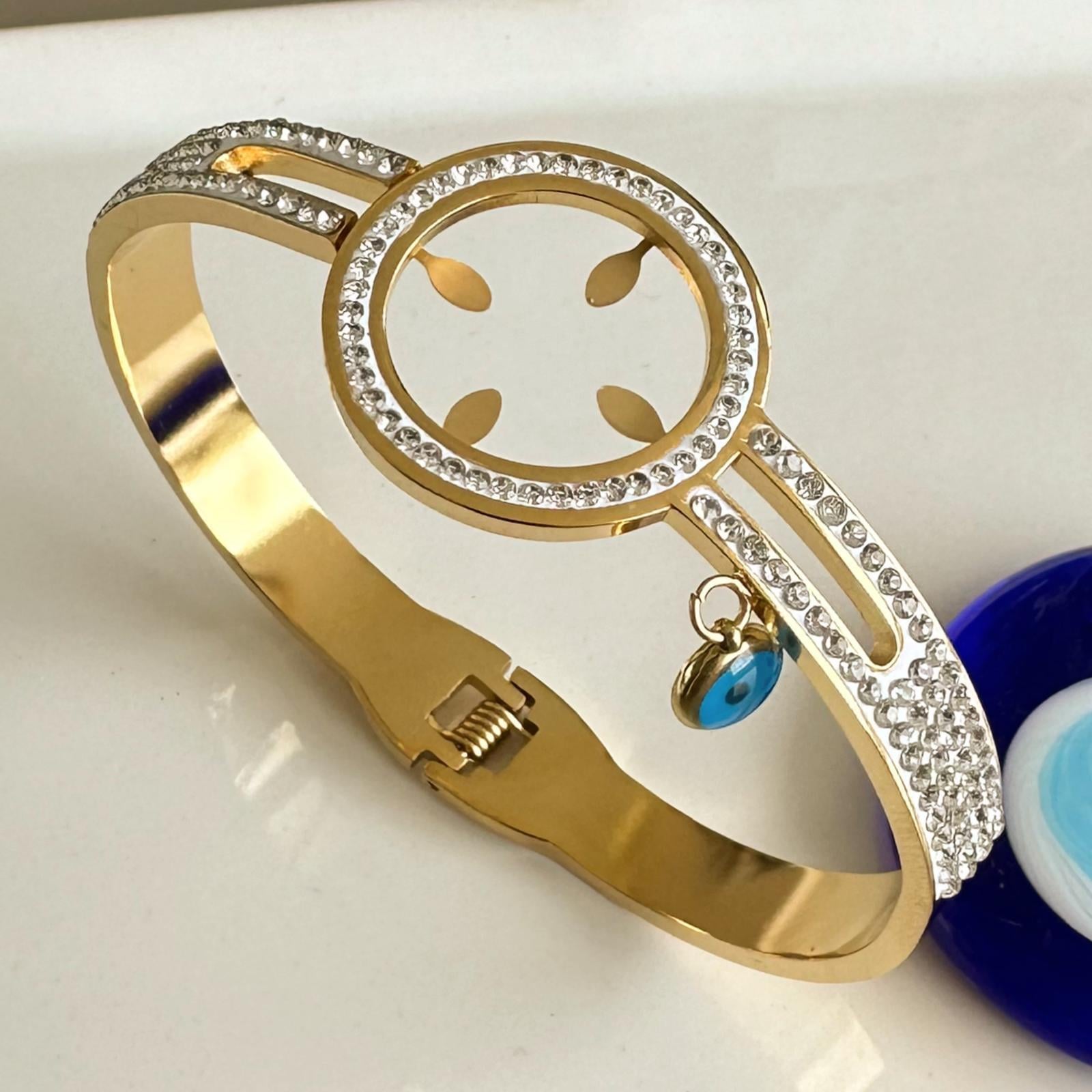 Çeyrek Takılabilir Taşlı Altın Kaplama Çelik Kelepçe