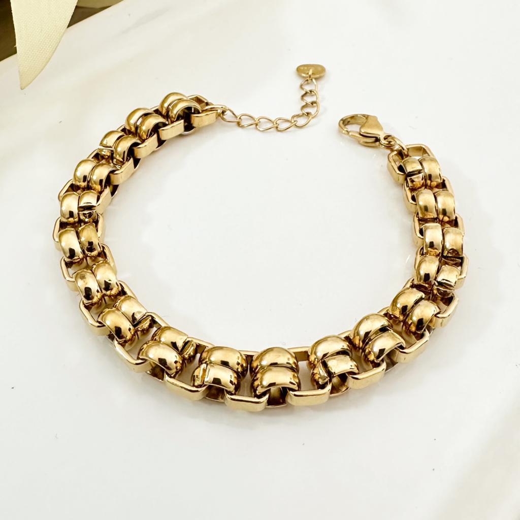 Halka Baklalı Altın Kaplama Çelik Bileklik