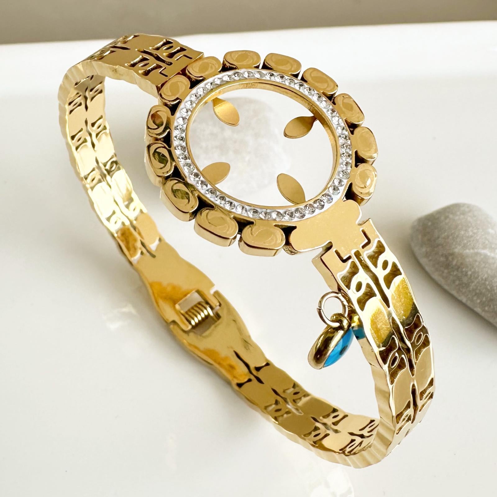 Pdr Model Taşlı Yonca Altın Kaplama Kelepçe