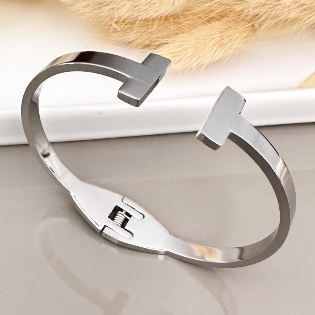 T Model Gümüş Renk Çelik  Kelepçe