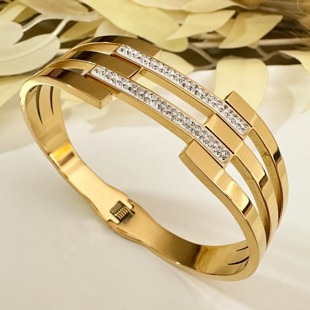 Taşlı Kalın İki Sıra Kaburga Çelik  Kelepçe