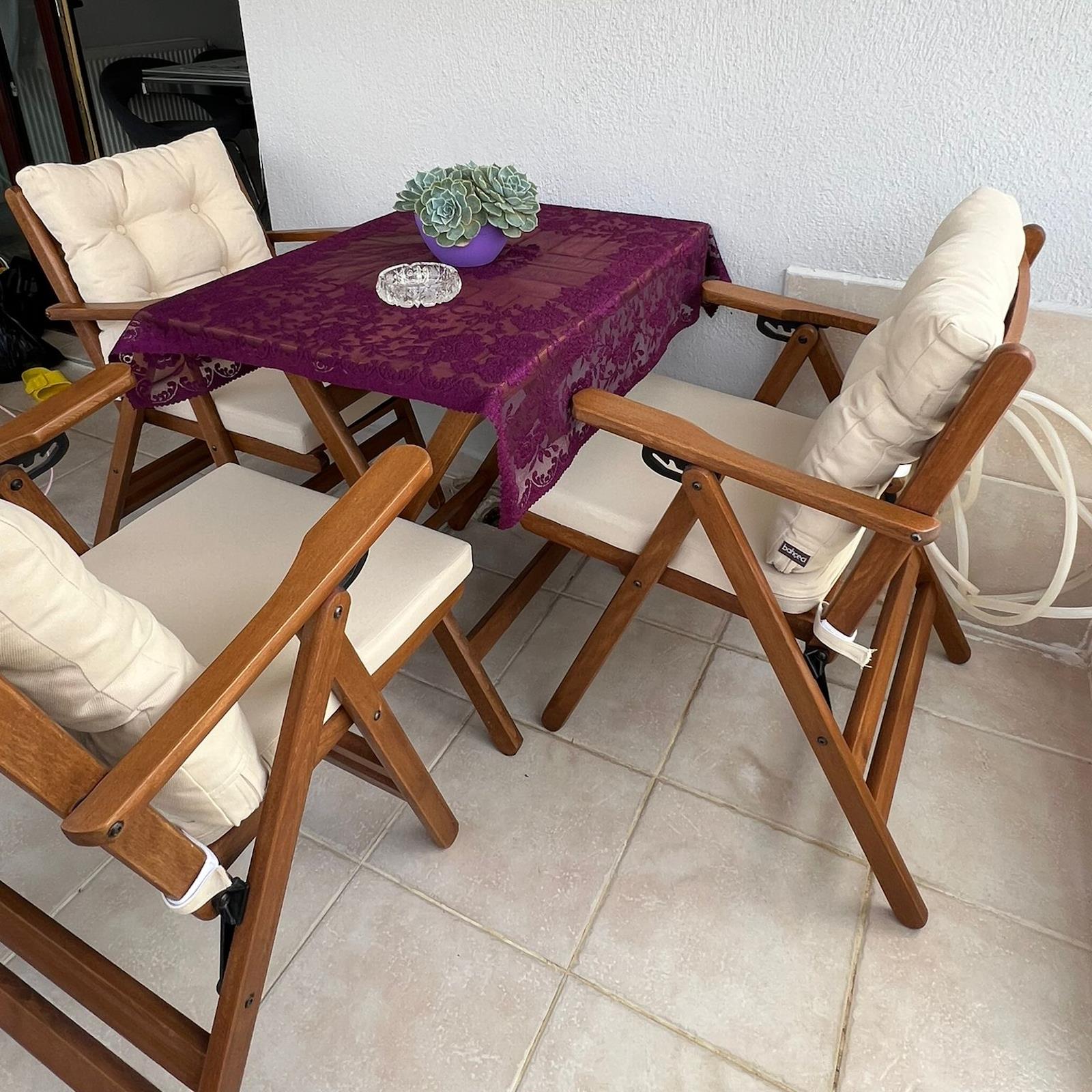 Antalya Ahşap Masa Sandalye Takımları - 3 ve 4 Kişilik Minderli Katlanır Bahçe Balkon Set