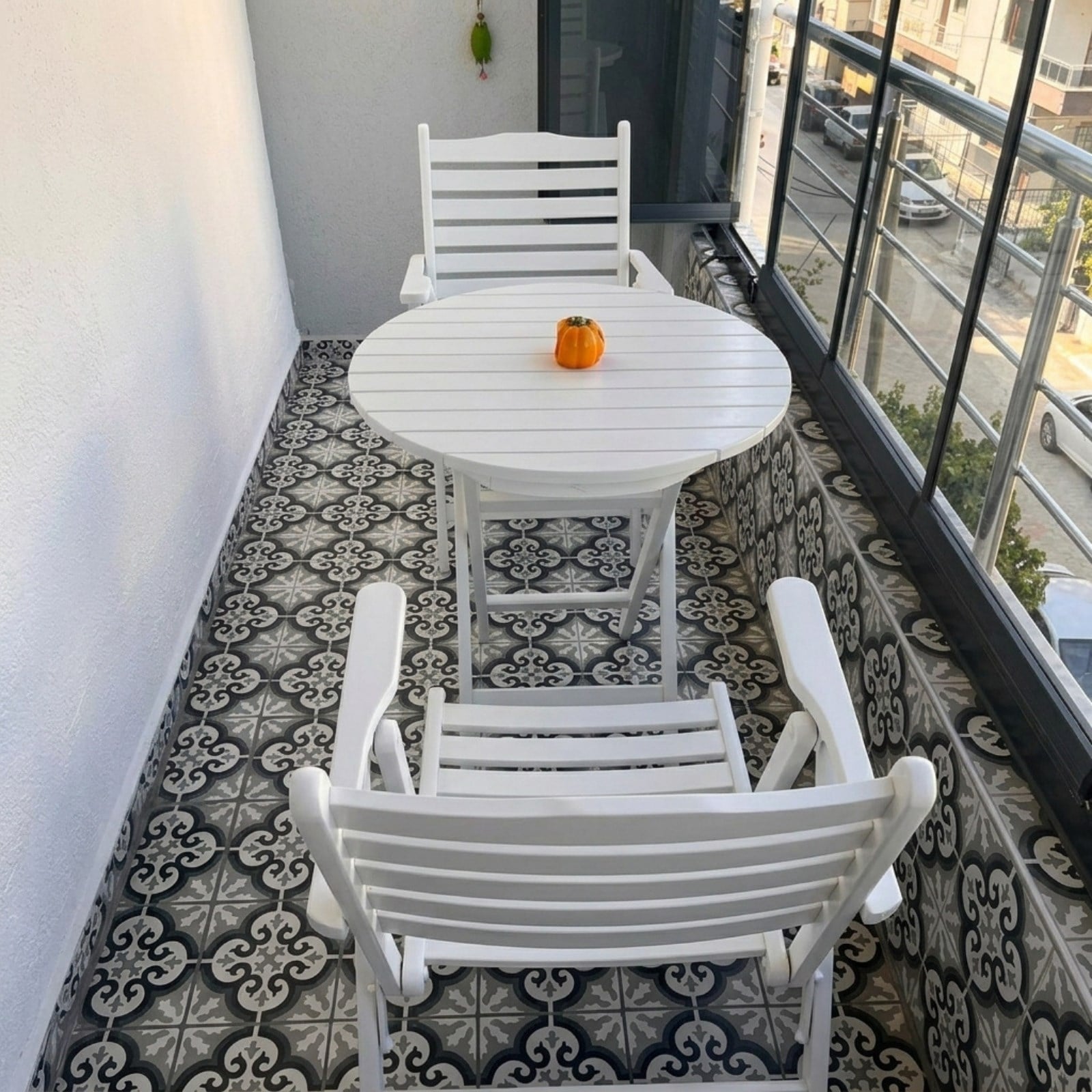Ürgüp Ahşap Masa Sandalye Takımları -2 Kişilik Katlanır Bahçe Balkon Yuvarlak Set, Beyaz