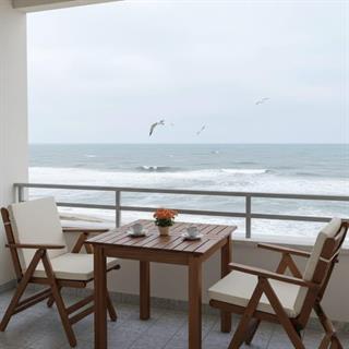 Antalya Ahşap Masa ve Minderli Sandalye Takımları - 2 Kişilik Bahçe Balkon Seti - Sabit Masa