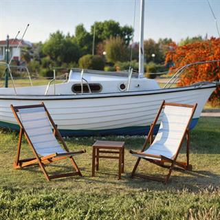 Belek Ahşap Şezlong Set: 2 adet Kademeli  Kolçaksız Şezlong + Sehpa