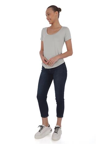 Viskon Dökümlü Dekolte Yaka Tişört-Gri