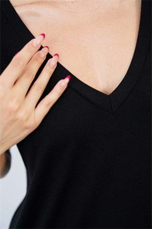 V Yaka Viskon Elbise-Siyah