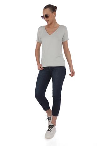 Viskon Dökümlü V Yaka Tişört-Gri