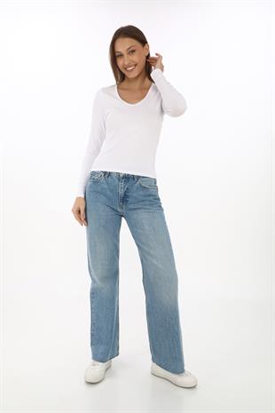 V Yaka Slim Fit Tişört-Beyaz