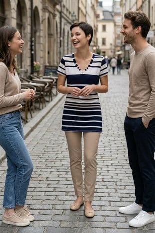 V Yaka Viskon Elbise-Çizgili lacivert beyaz