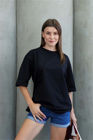 Kadın Oversize Tişört-Siyah