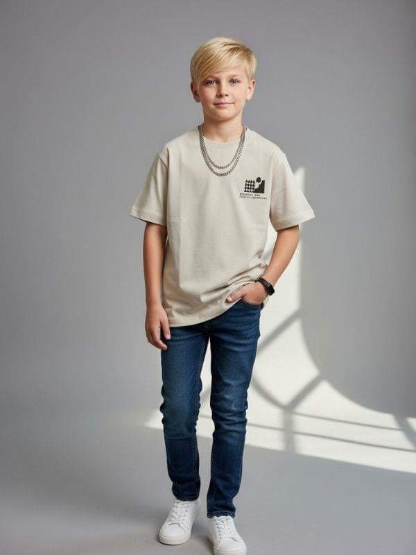 Erkek Çocuk Sırtı Baskılı T-shirt