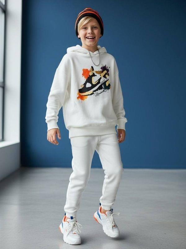 Erkek Çocuk Spor Ayakkabı Baskılı Kapüşonlu Sweatshirt