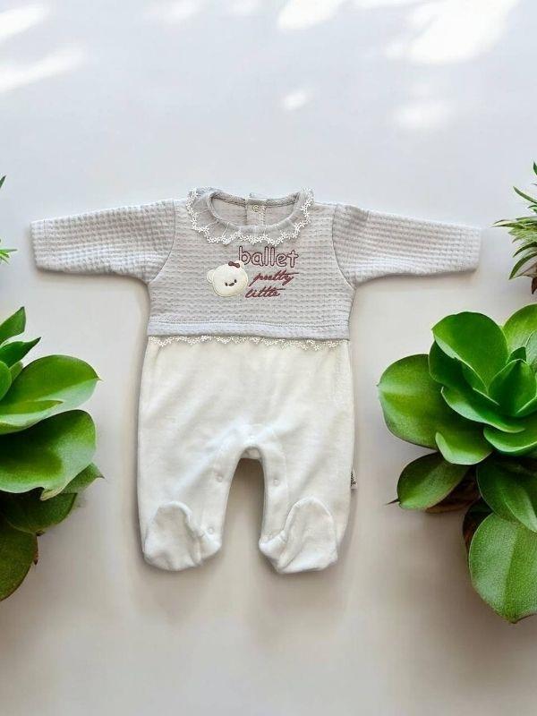 Kız Bebek Ayıcıklı Kadife Dantelli Patikli Tulum