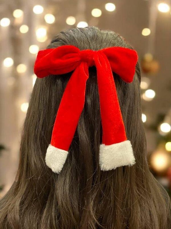 Kız Çocuk Yılbaşı Temalı Püsküllü Kadife Kumaş Sallantılı Fiyonk Toka