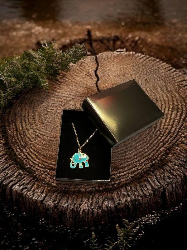 Mavi Fil Tasarımlı Zarif Kolye