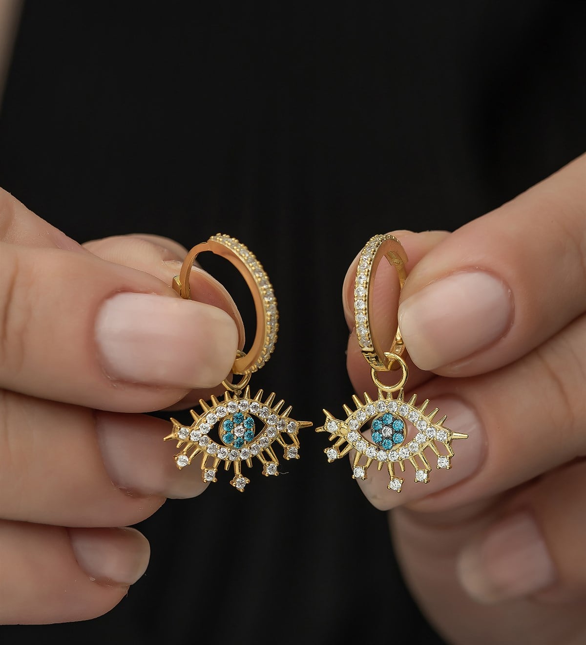 925 Ayar Gold Renk Sallantılı Göz Küpe Kadın Gümüş Küpe