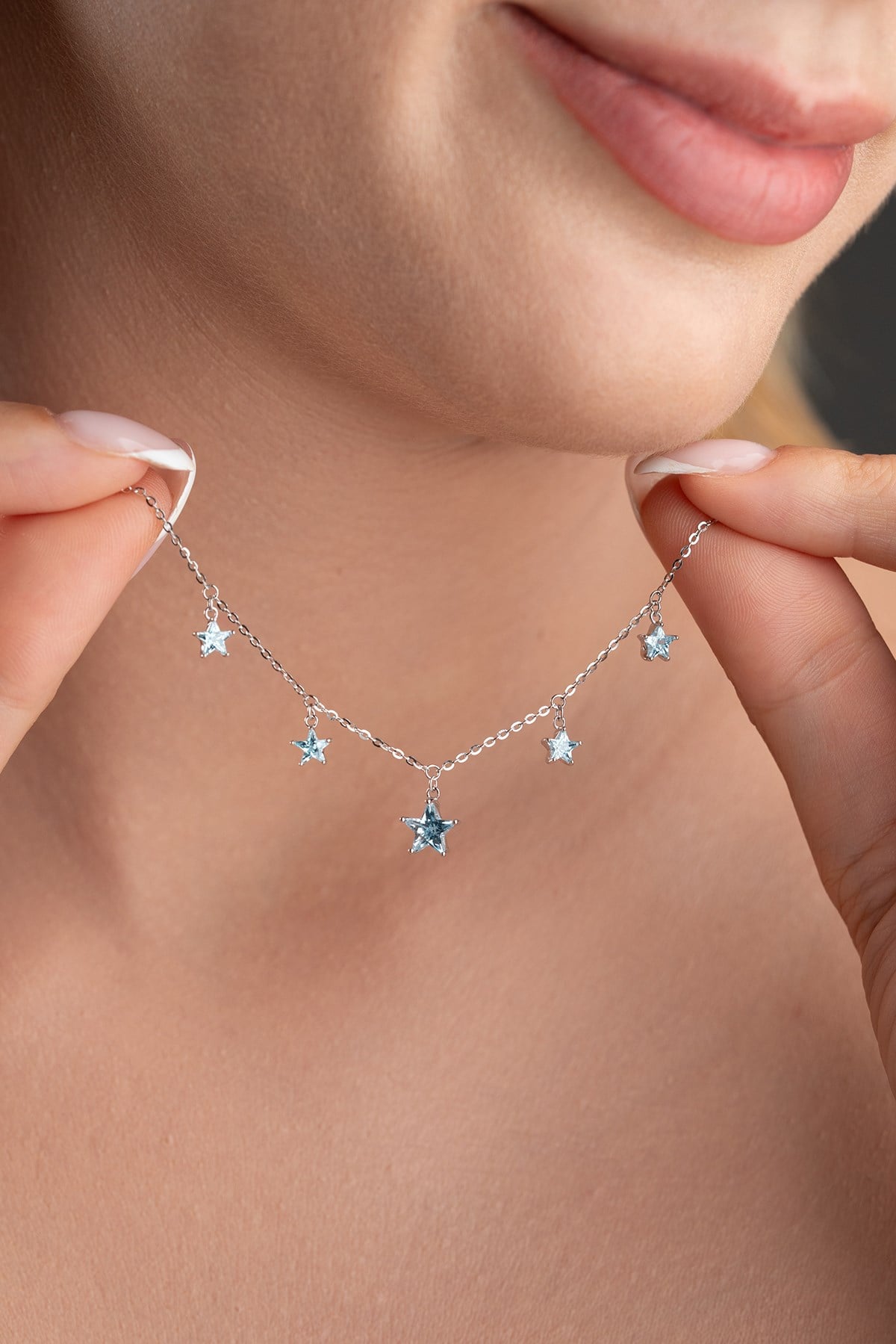925 Ayar Gümüş Rodyum Kaplama Blue Topaz Yıldız Şans Kolye
