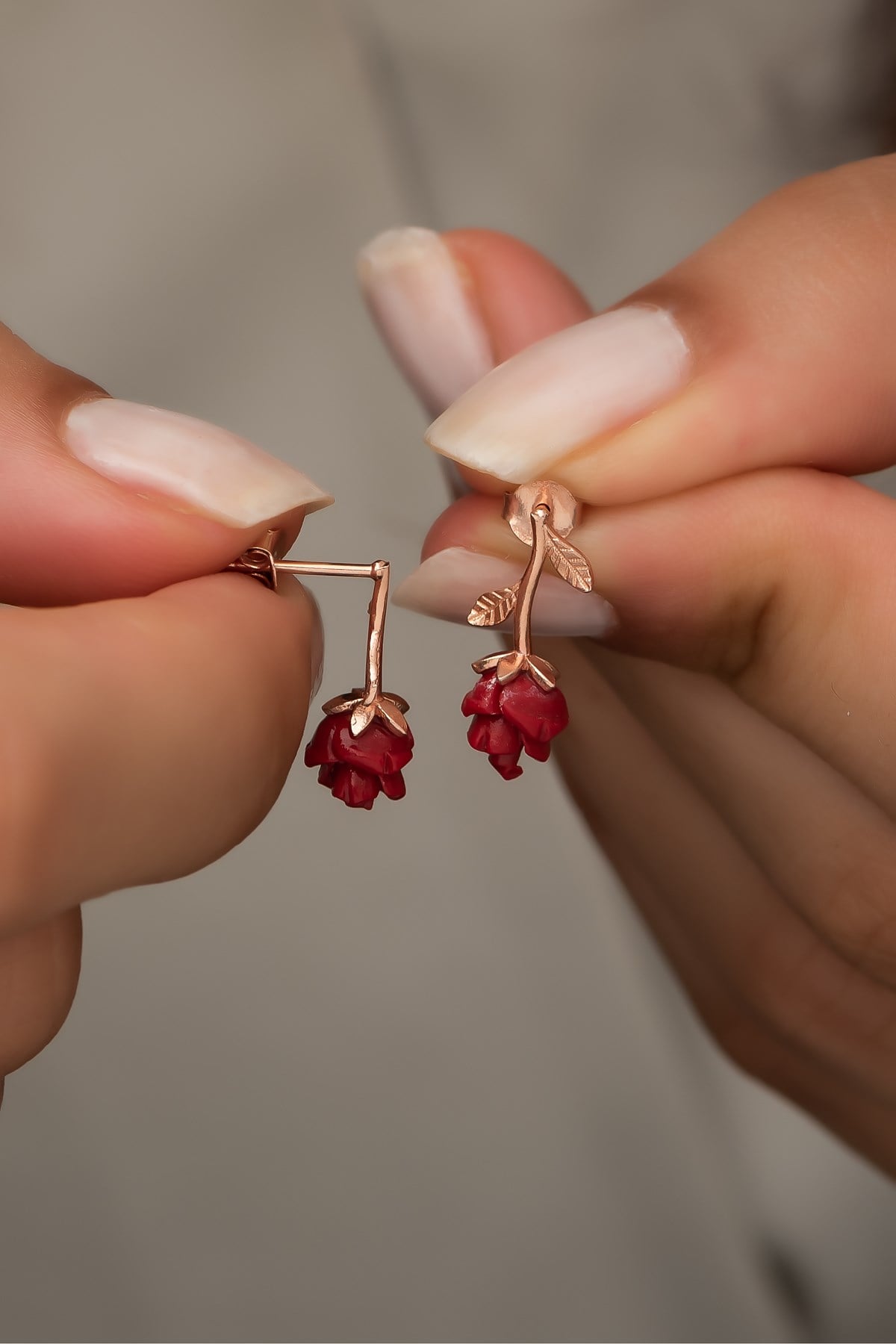 925 Ayar Gümüş Rose Kırmızı Gül Küpe