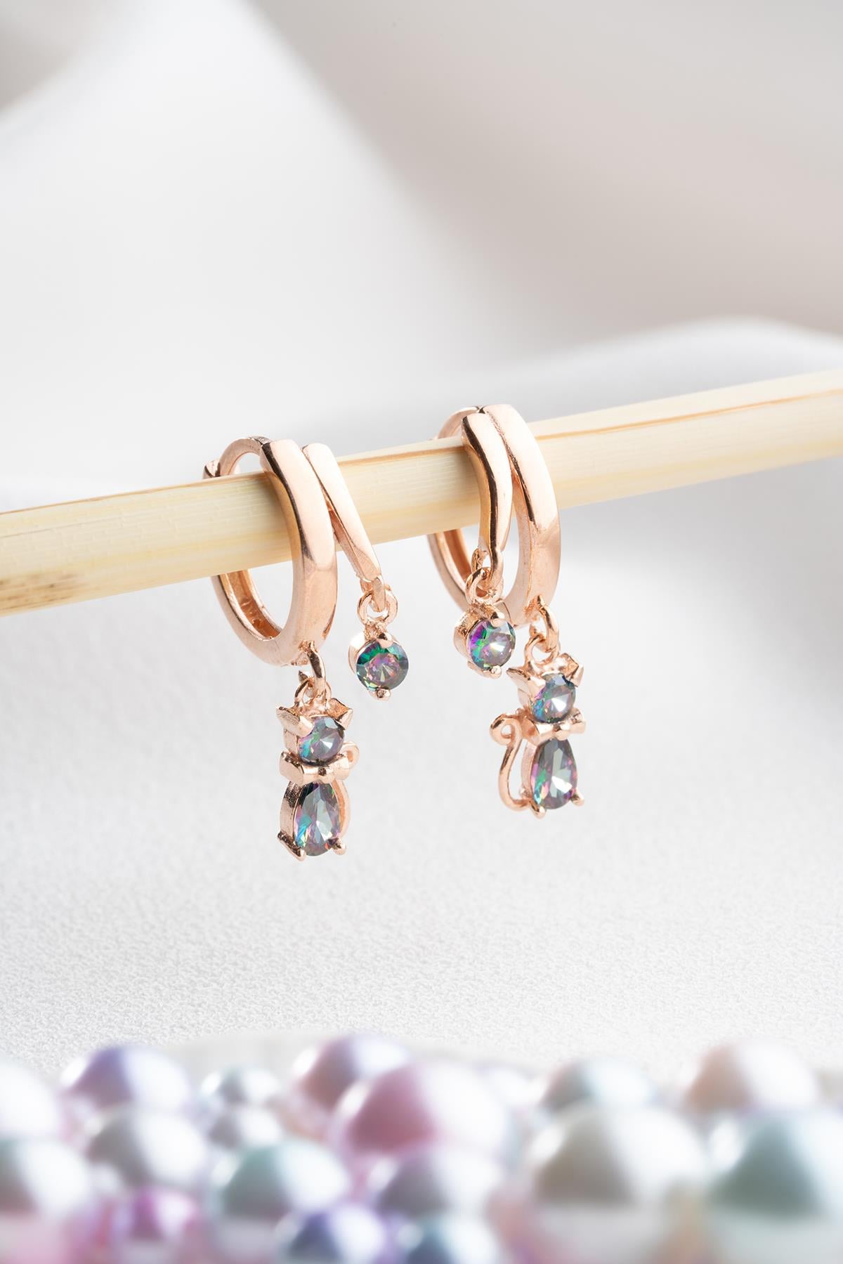 925 Ayar Gümüş Rose Mistik Topaz Taşlı 12 mm Kedi Küpe