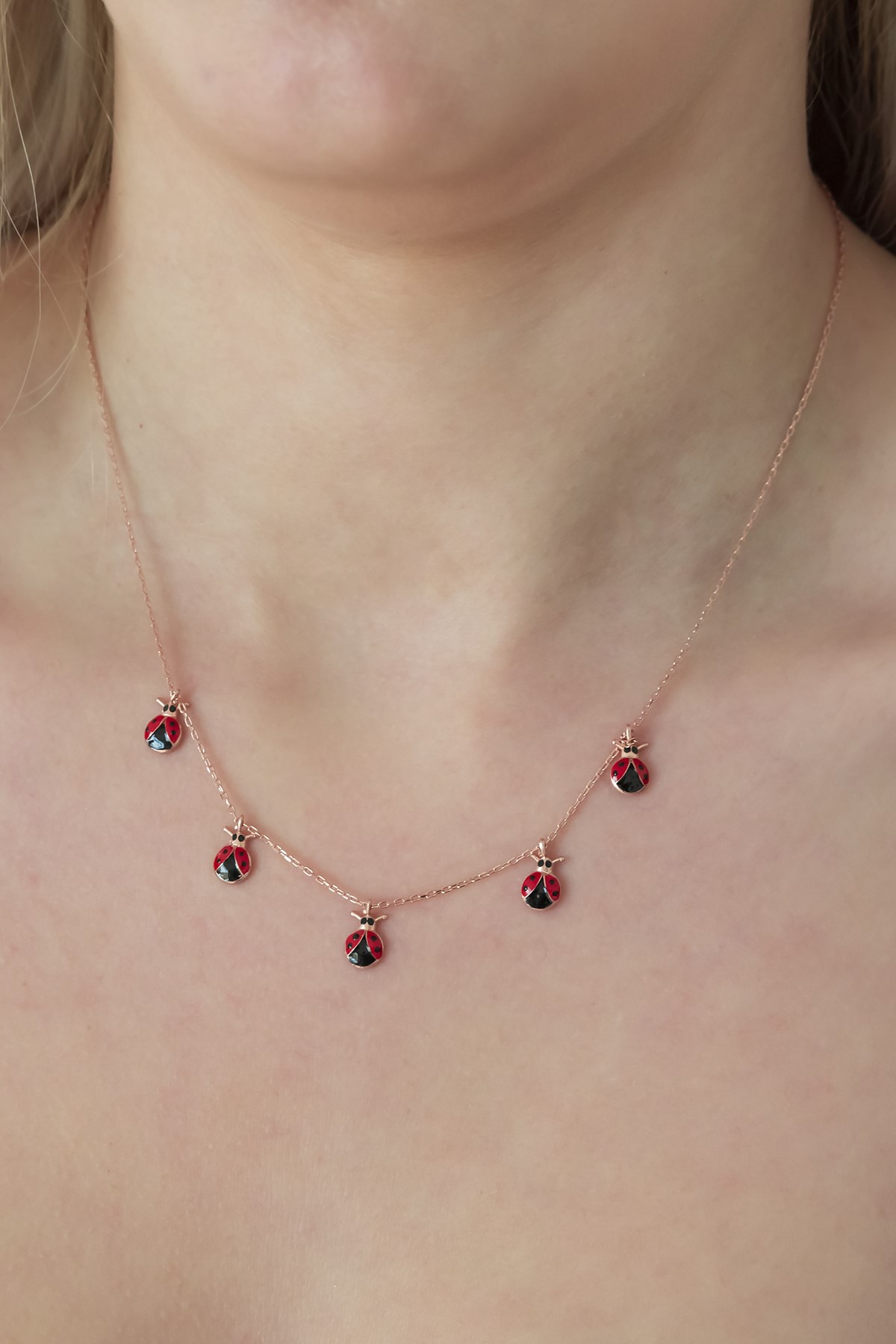 925 Ayar Uğur Böceği Şans Kolye Kadın Gümüş Kolye