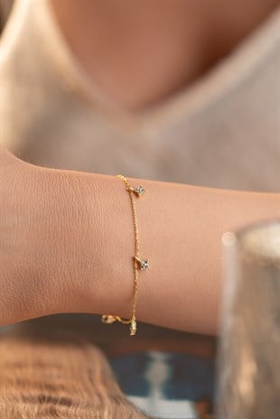 925 Ayar Gümüş Gold Kaplama Beyaz Taşlı Çiçek Şans Bileklik