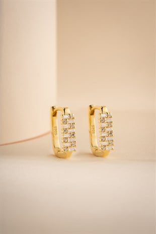 925 Ayar Gümüş Gold Kaplama Kare Model Baget Taşlı Küpe