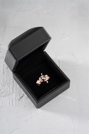 925 Ayar Gümüş Işıklı Kutuda Zirkon Taşlı Rose Zeytin Dalı Gümüş Yüzük