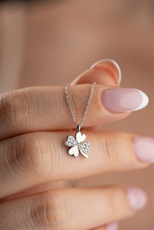925 Ayar Gümüş Rodyum Kaplama  4 Yapraklı Minik Yonca Kolye