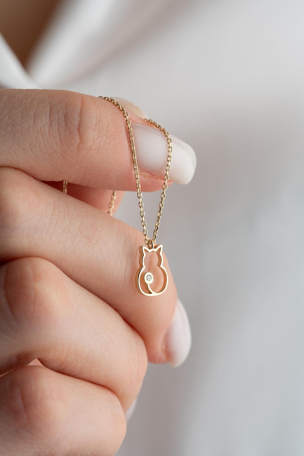 14 Ayar Altın 0.01 Ct Pırlantalı Tektaş Kedi Model Kolye
