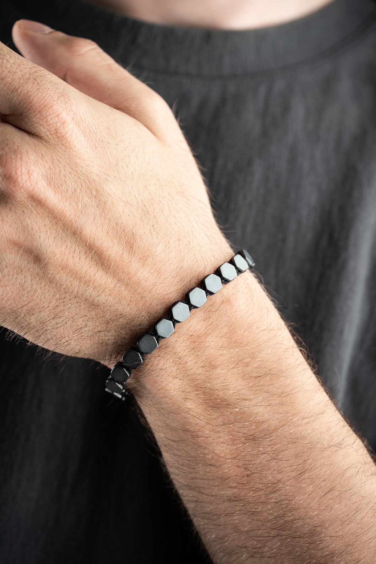 7*7 Altıgen Mat Hematit Doğaltaşlı Makrome Erkek Bileklik