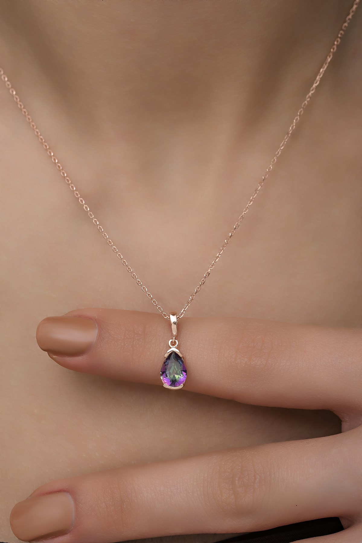 925 Ayar Gümüş Damla Mistik Topaz Taşlı Tektaş  Kolye