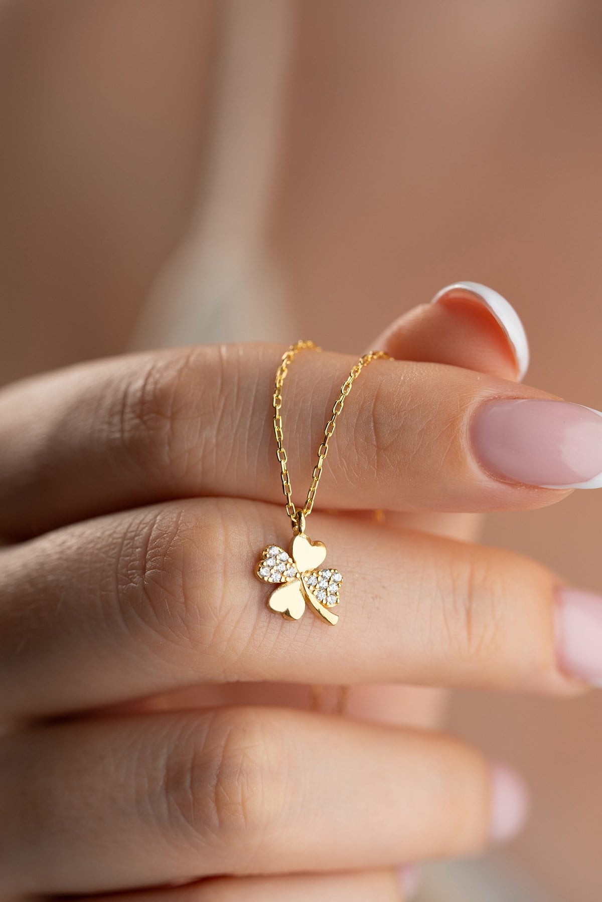 925 Ayar Gümüş Gold Kaplama  4 Yapraklı Minik Yonca Kolye