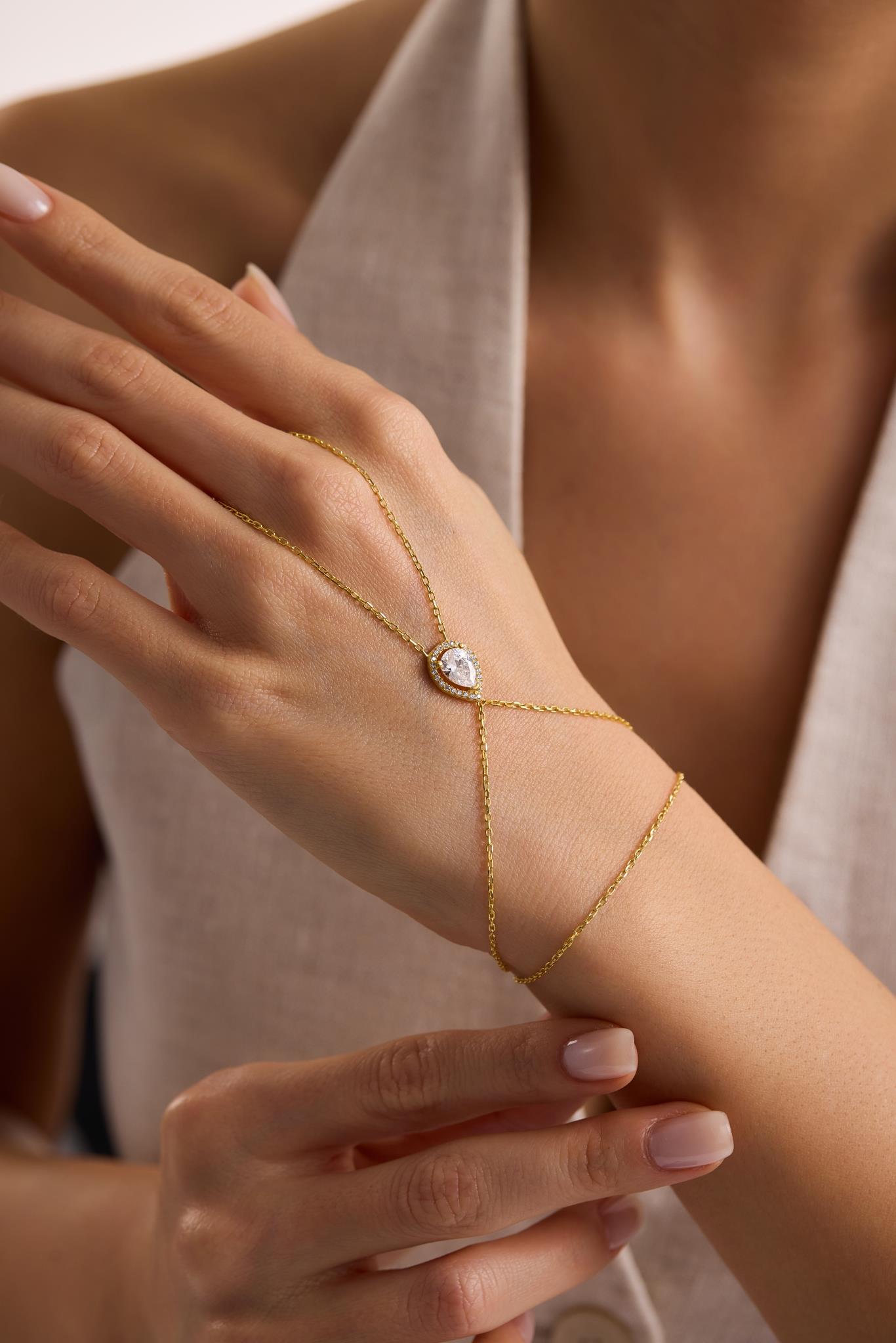 925 Ayar Gümüş Gold Kaplama Beyaz Damla Taşlı Şahmeran Bileklik 