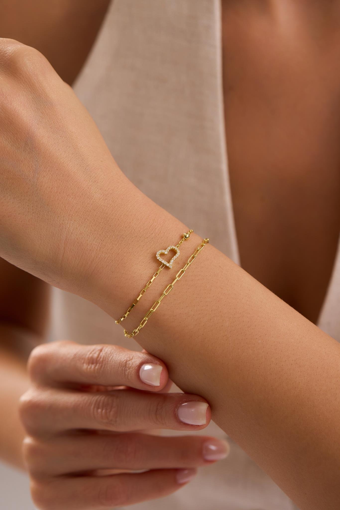 925 Ayar Gümüş Gold Kaplama Çift Zincirli Zirkon Taşlı Kalp Model Bileklik