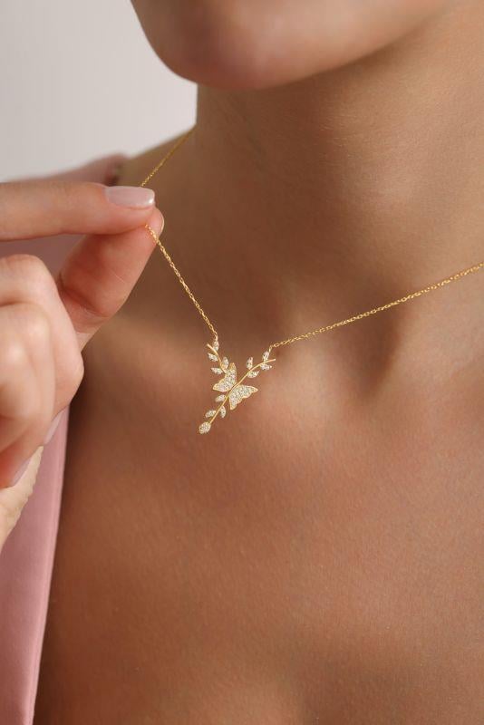 925 Ayar Gümüş Gold Kaplama Daldaki Kelebek Kolye