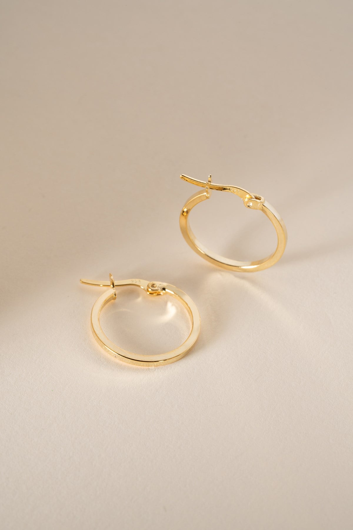 925 Ayar Gümüş Gold Kaplama Köşeli 20 mm Halka Şarnel Halka Küpe