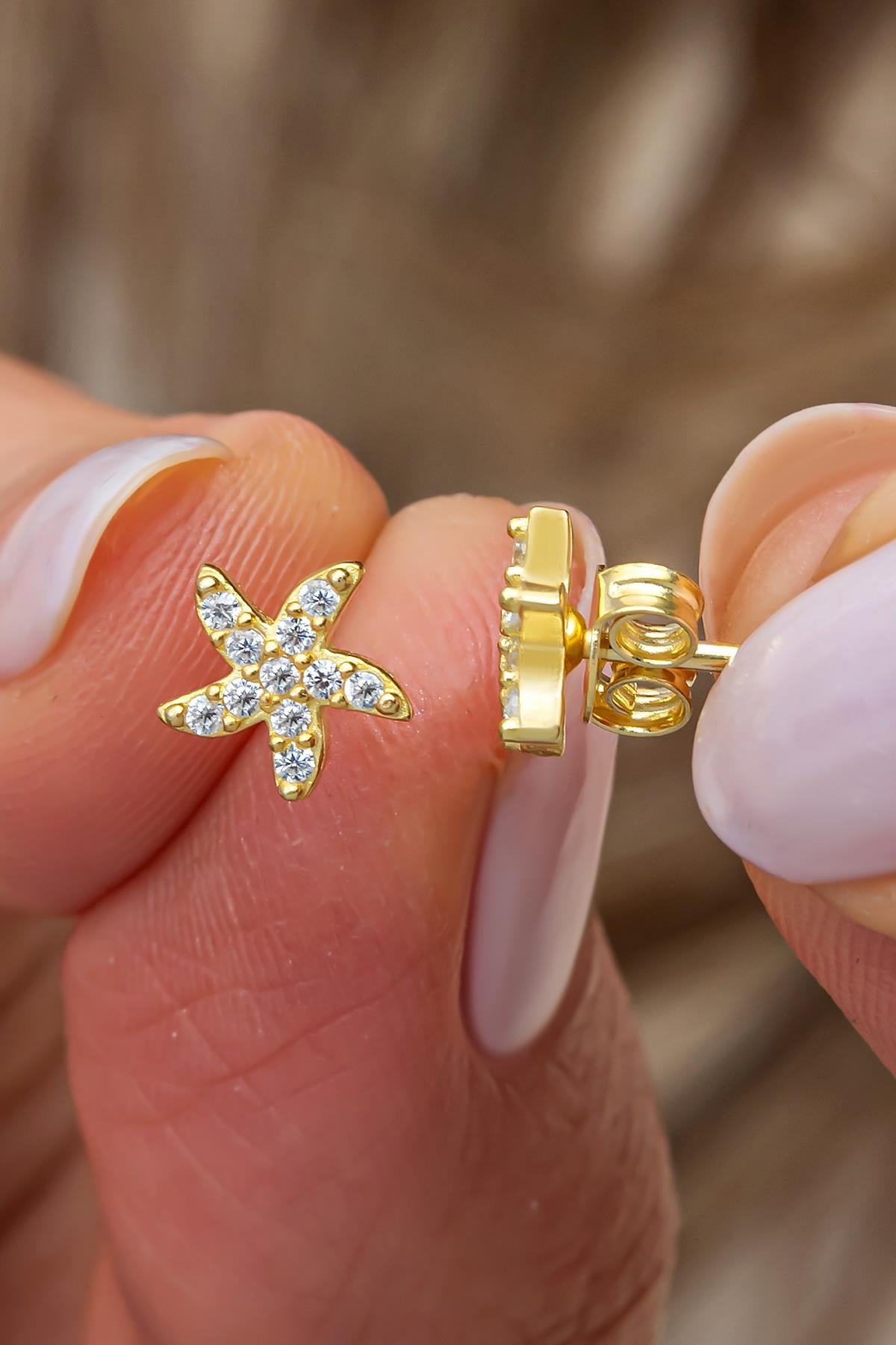 925 Ayar Gümüş Gold Kaplama Minimal Deniz Yıldızı Küpe