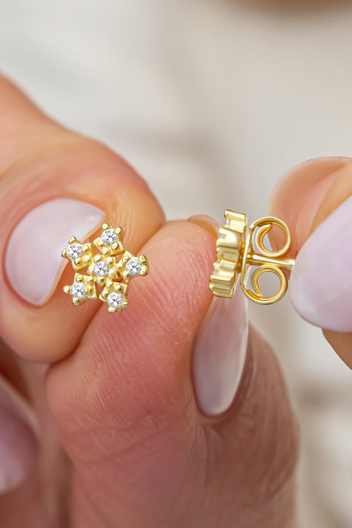 925 Ayar Gümüş Gold Kaplama Minimal Kartanesi Küpe
