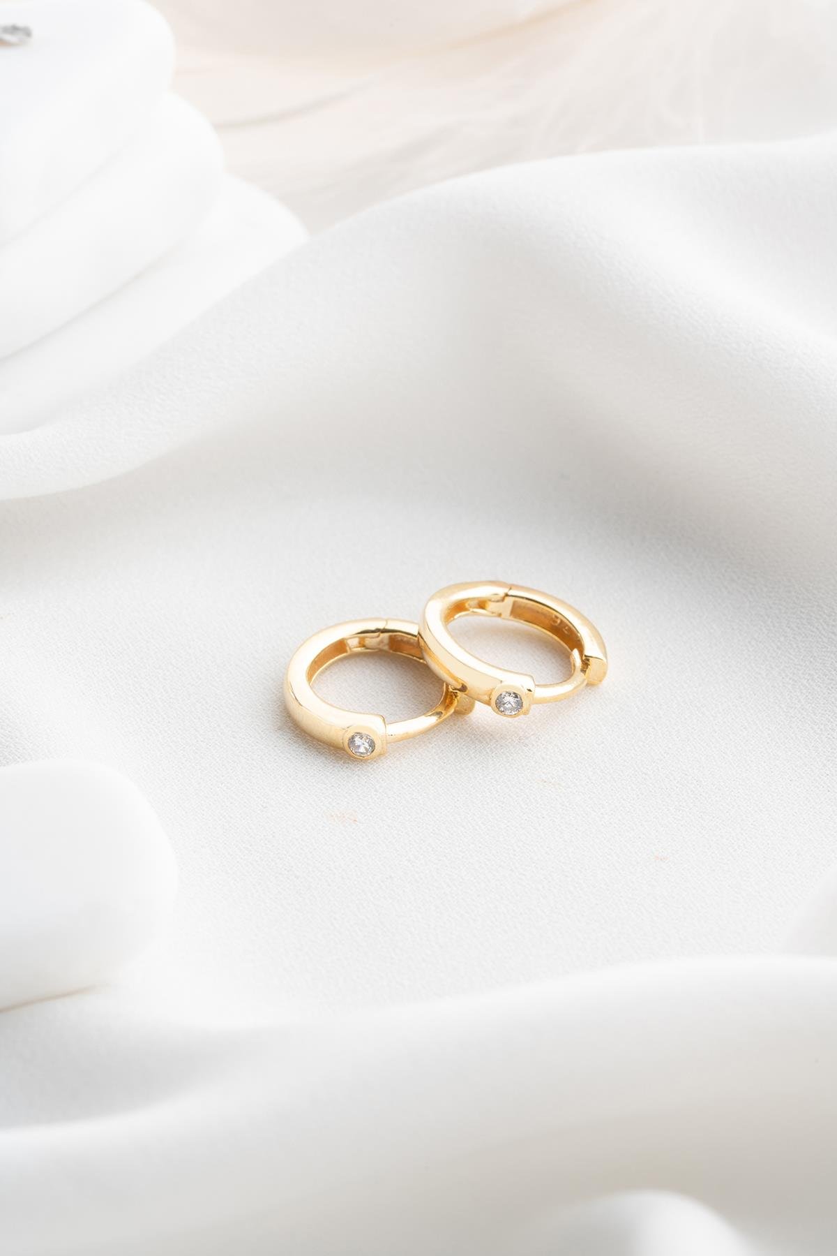 925 Ayar Gümüş Gold Kaplama Tektaş Detay 15 mm Halka Küpe